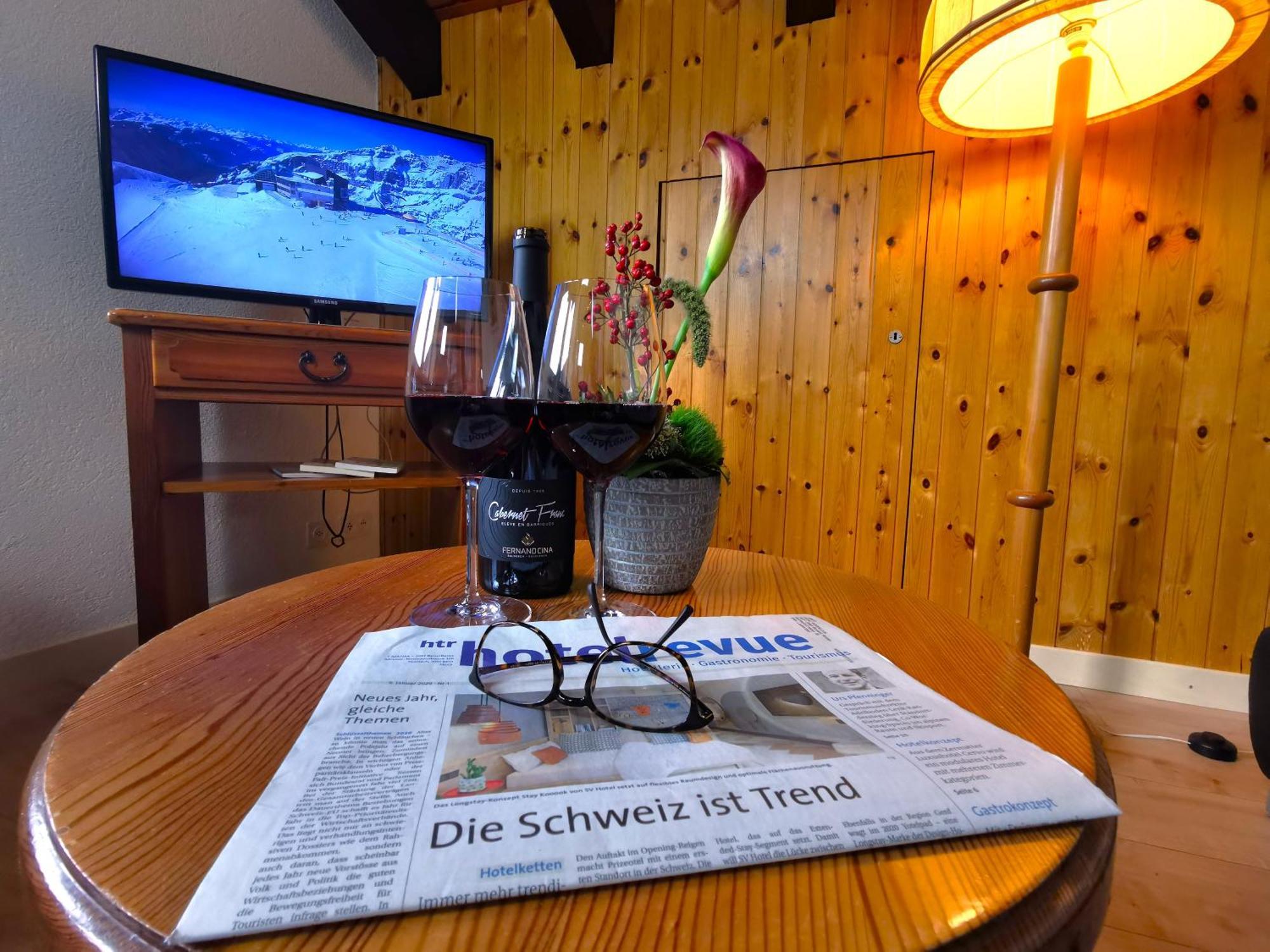 Hotel Alpenblick-Leukerbad-Therme Стая снимка