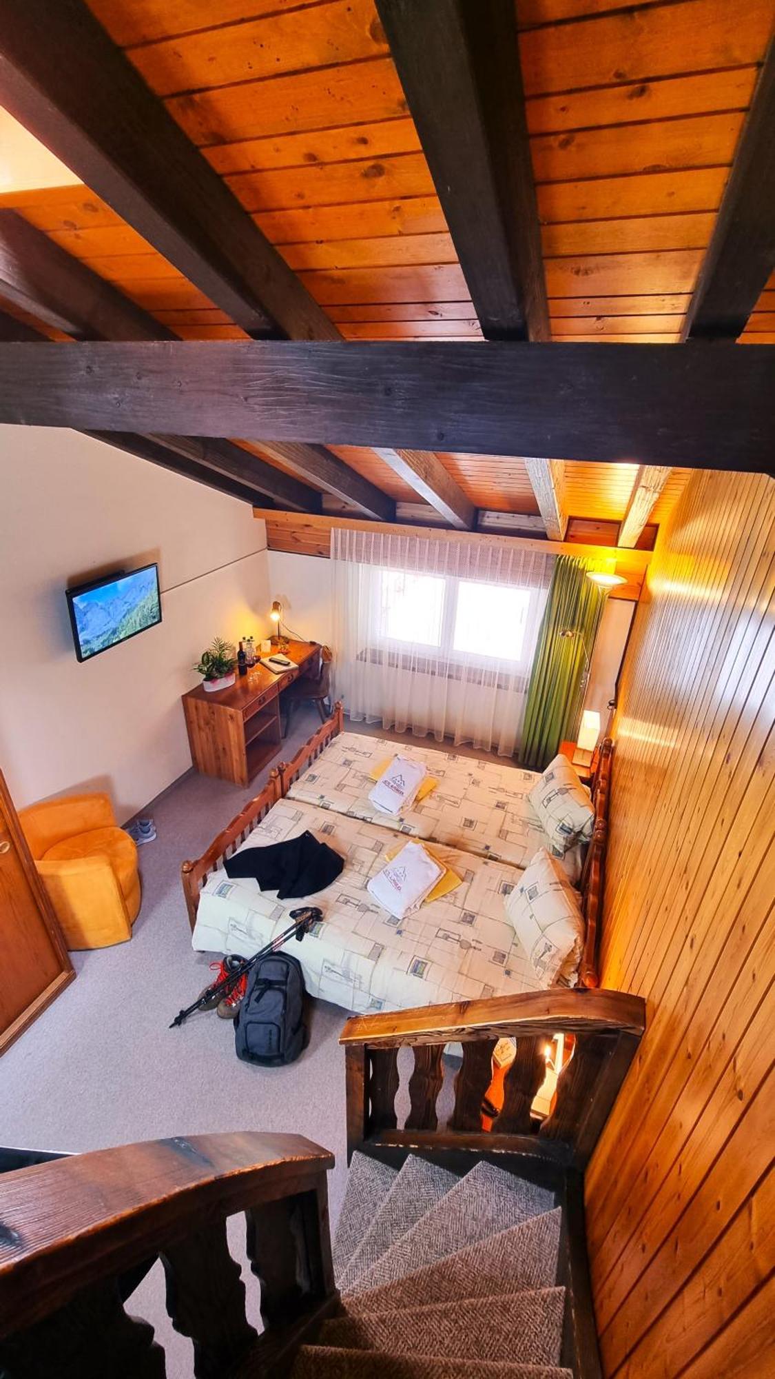 Hotel Alpenblick-Leukerbad-Therme Стая снимка